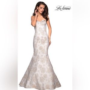 La Femme Floral Strapless Mermaid Gown Size 00 NWT